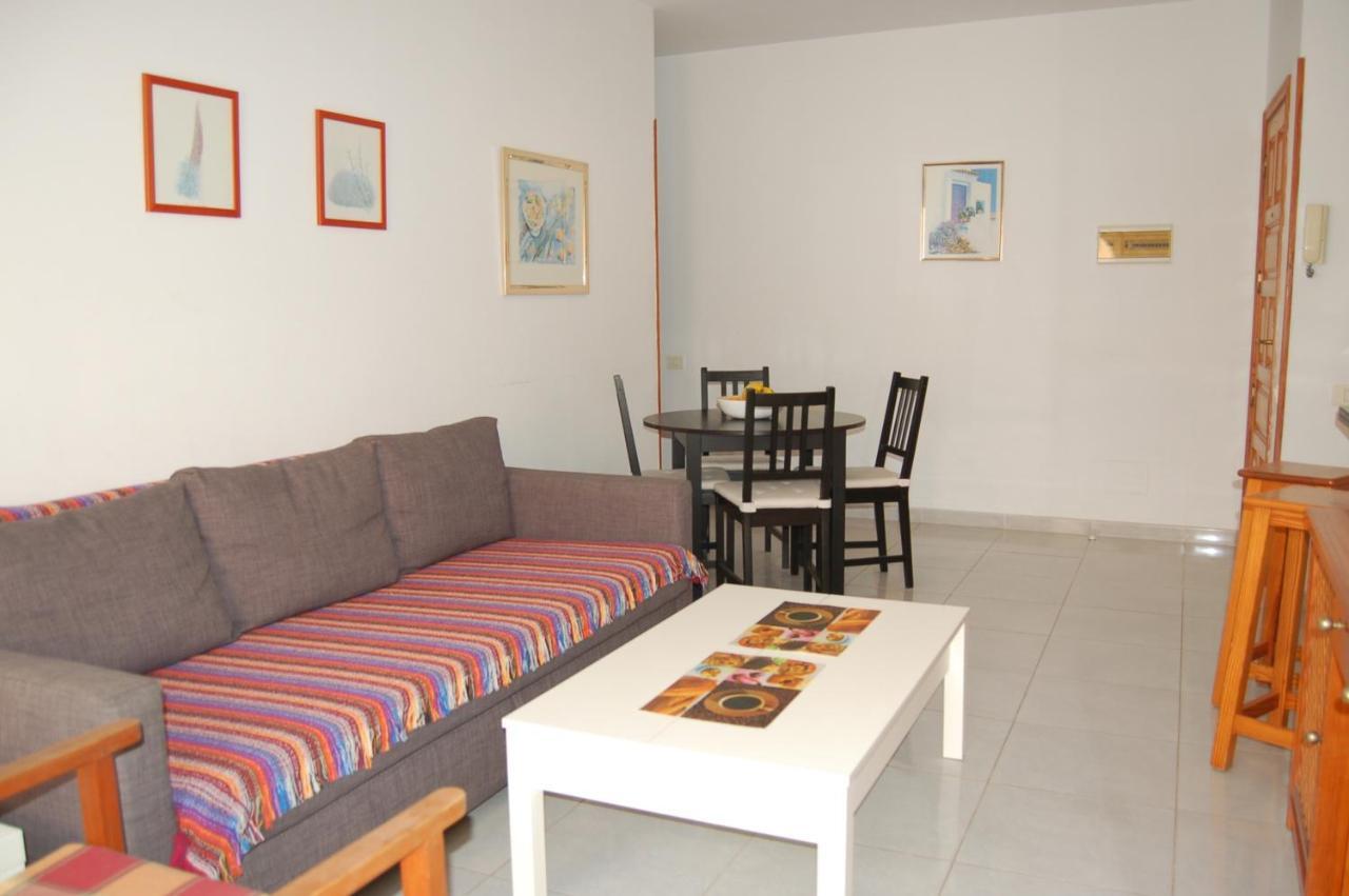 Apartamentos Los Laureles El Médano المظهر الخارجي الصورة