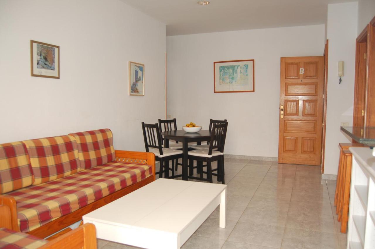 Apartamentos Los Laureles El Médano المظهر الخارجي الصورة